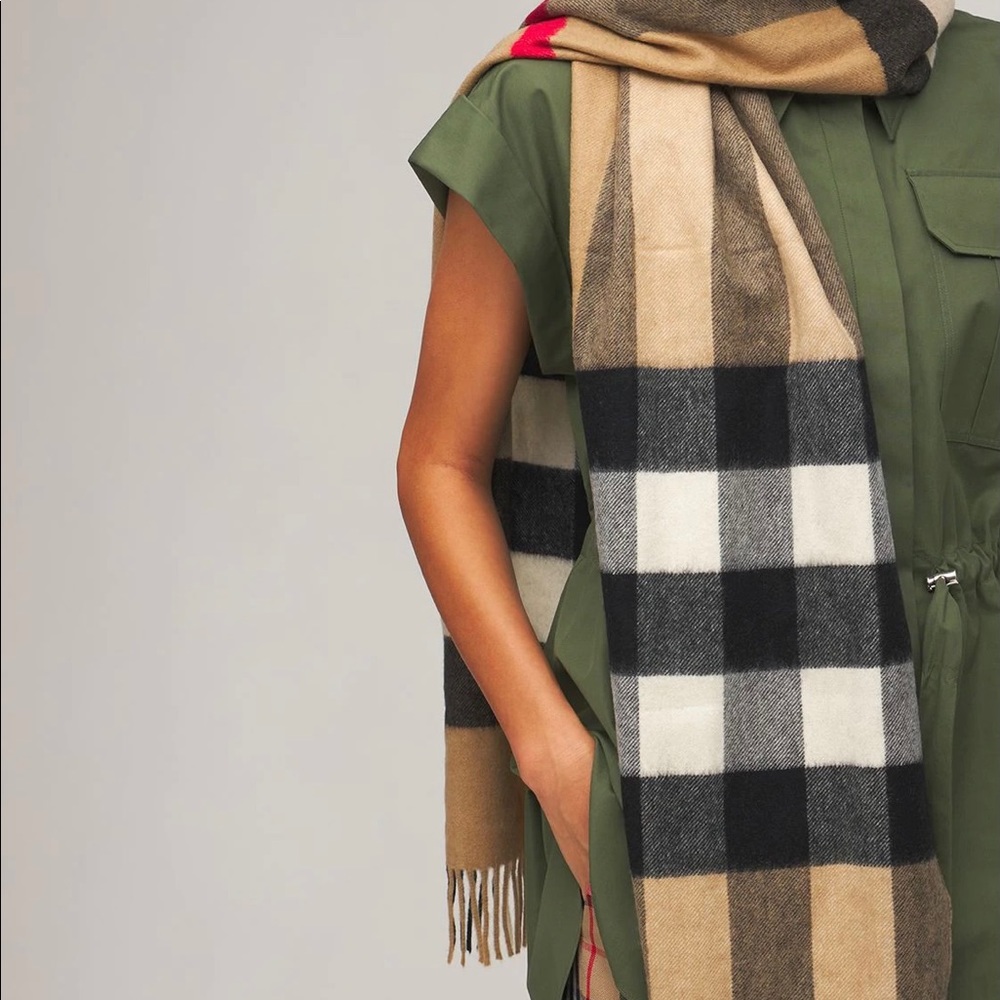 Burberry Mega Checked Cashmere Scarf